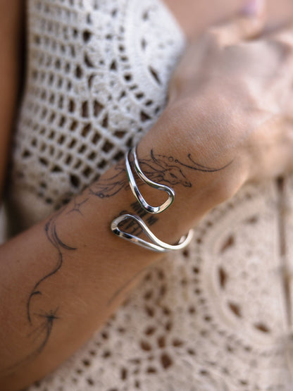 Journey Armcuff