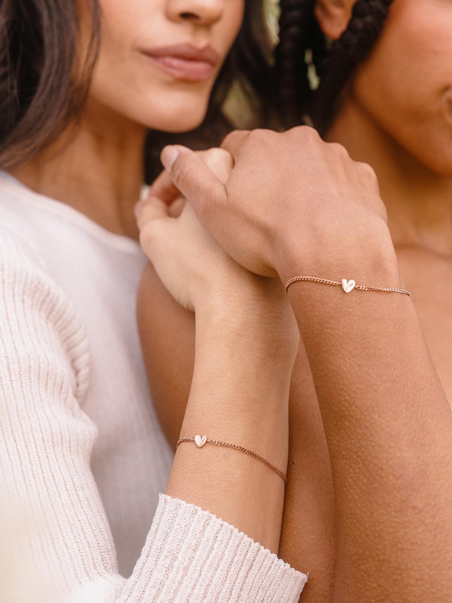 Tiny Heart Armband