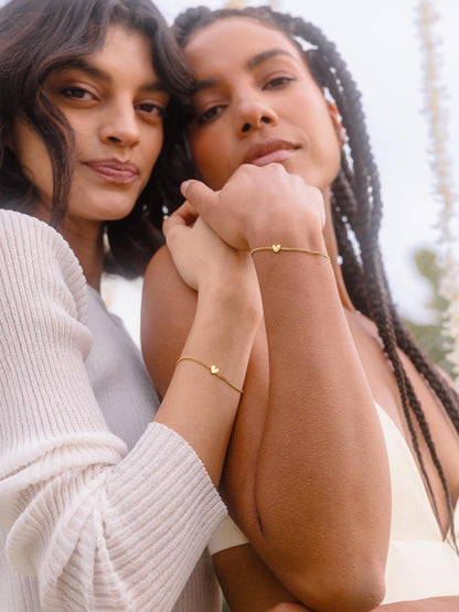 Tiny Heart Armband
