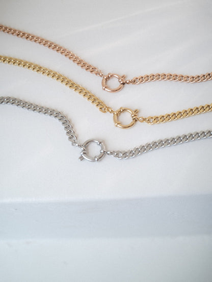 Bold Charm Kette