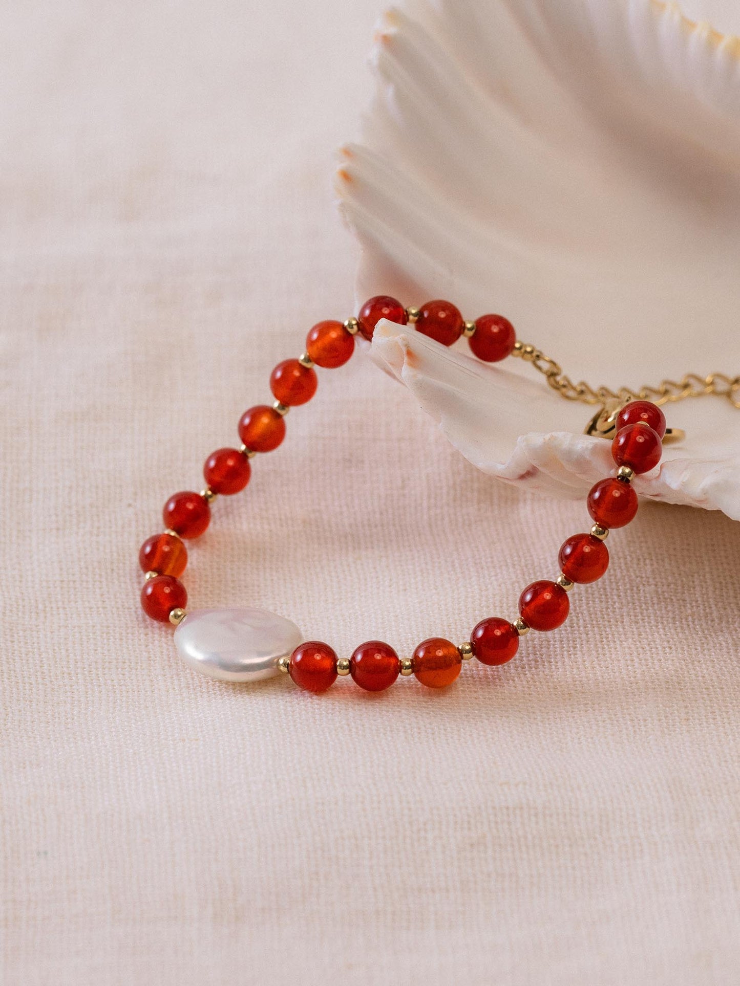 Roter Achat Pearl Armband