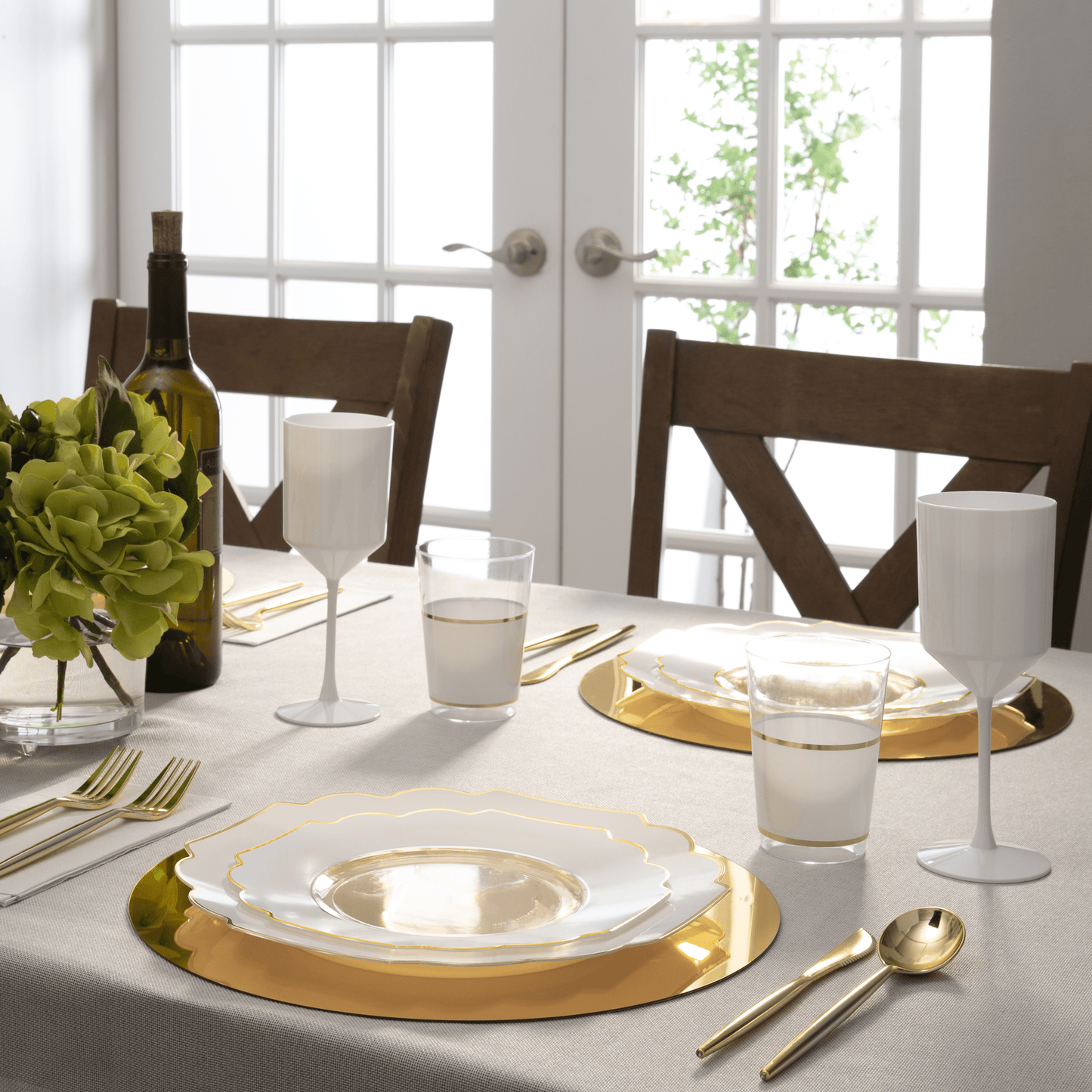 Scalloped Clear Base White • Gold Plastic Plates | 10 Pack
