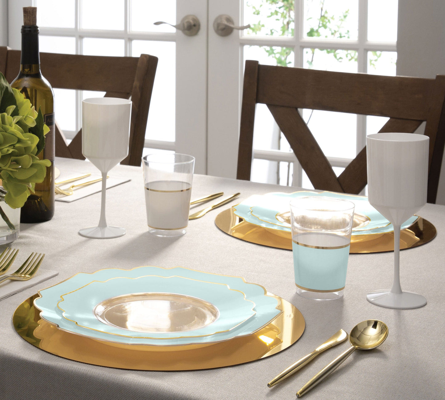 Scalloped Clear Mint Green and Gold Plastic Plates | 10 Pack